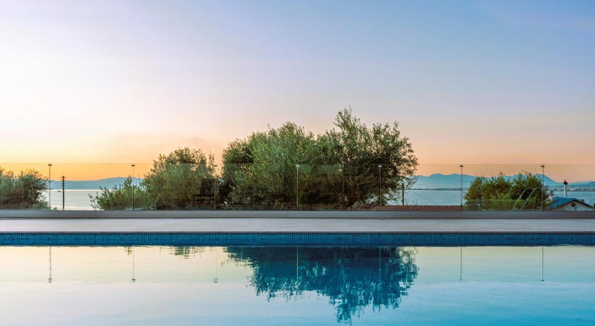 Esthisea Suites Kalamata Esterno foto